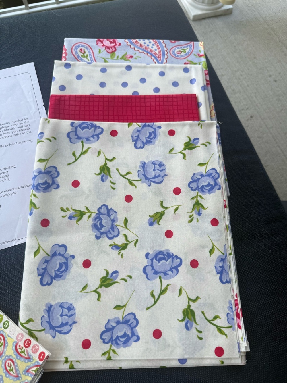 🆕Rose Cottage Quilt Kit🆕 - Picture 3 of 15